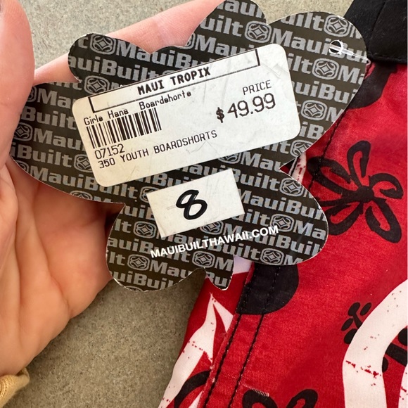 Maui built kids board shorts - Picture 2 of 4